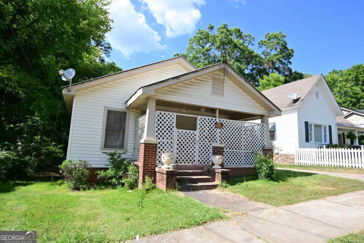313 Kingston Avenue - Photo 1