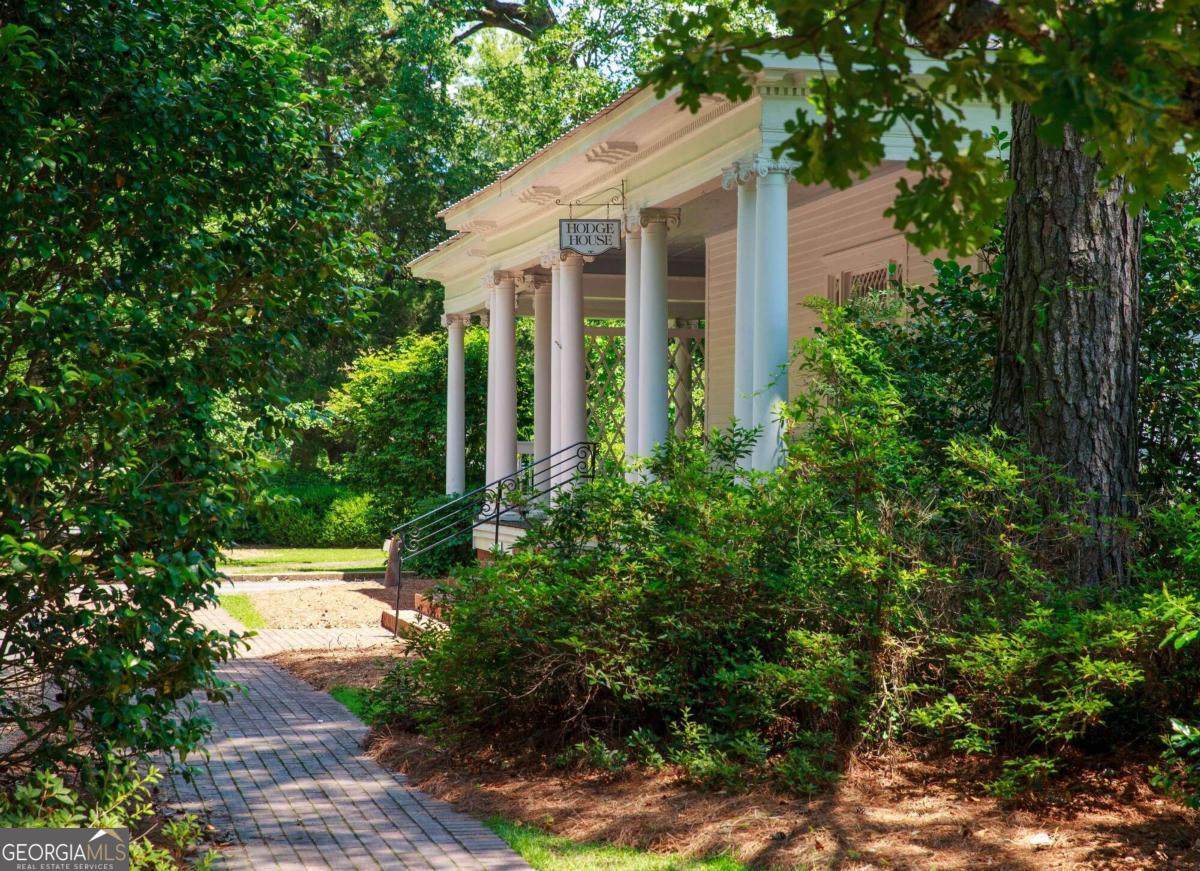 125 Langston Circle - Photo 1