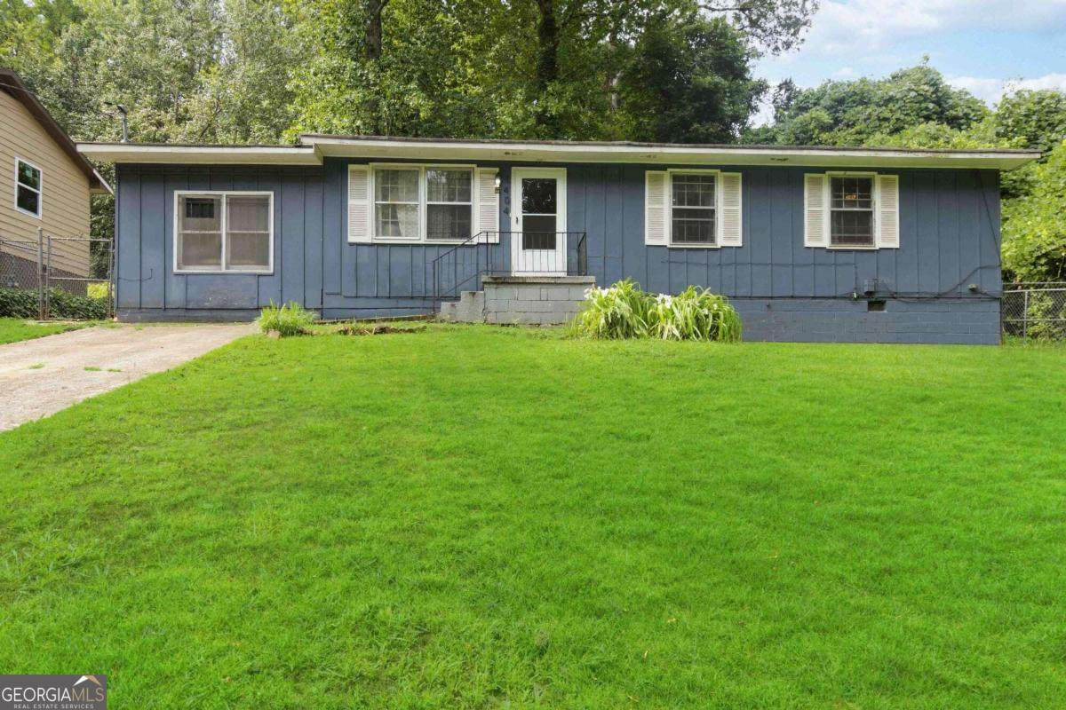 1404 Plaza Avenue - Photo 1
