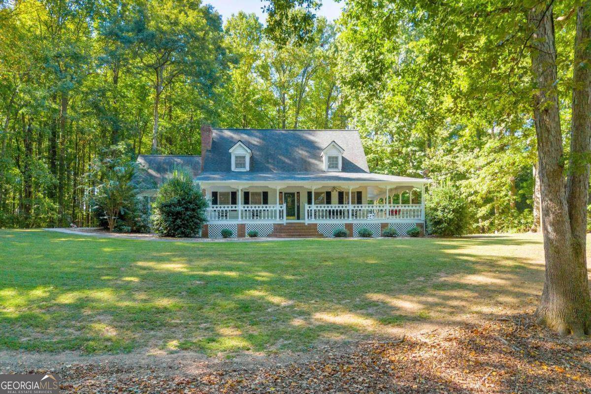 918 Brockton Loop - Photo 1
