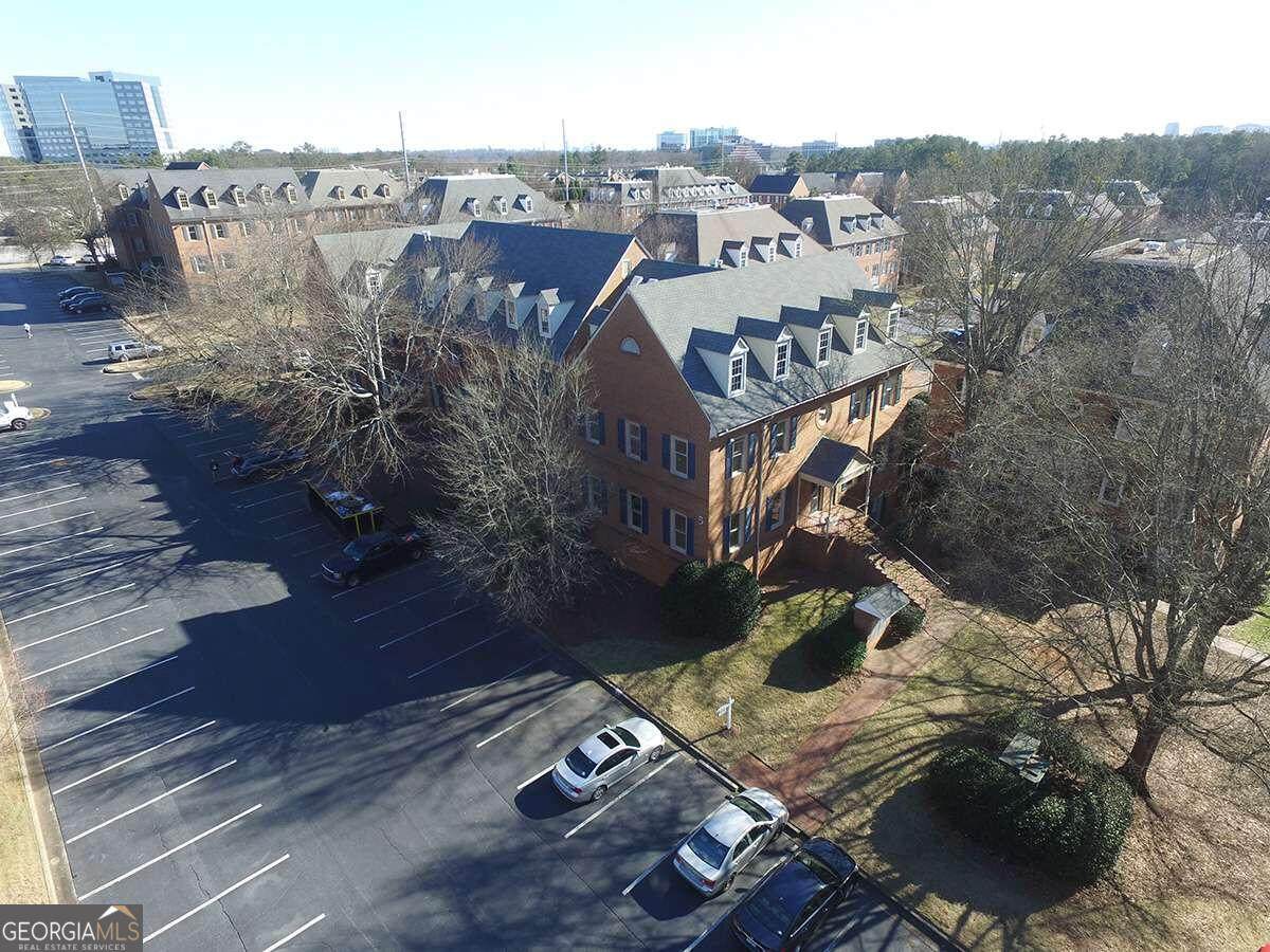 1640 Powers Ferry Road - Photo 1