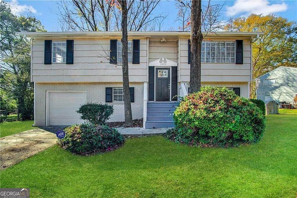 6410 Buckhurst Trail - Photo 1
