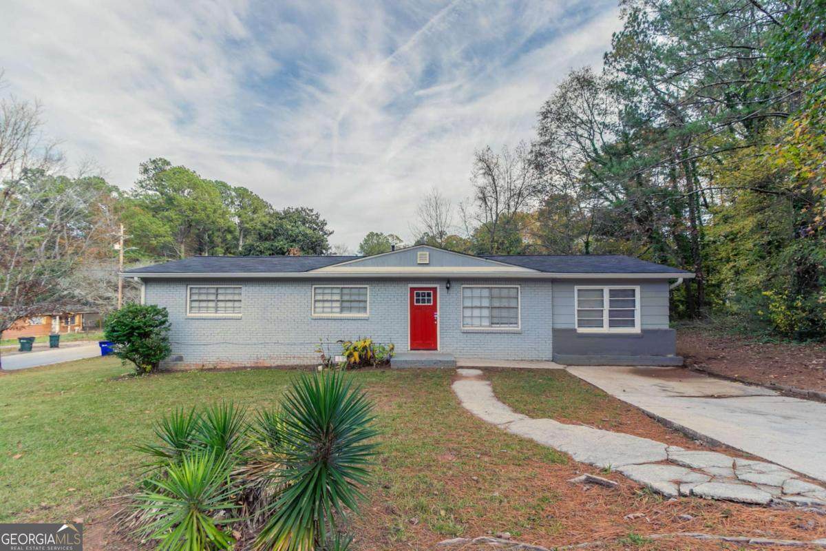 6103 Oakwood Circle - Photo 1