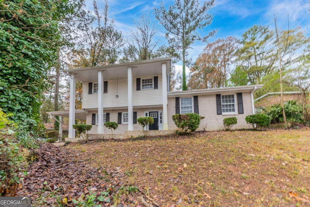 3390 Glenview Circle - Photo 1