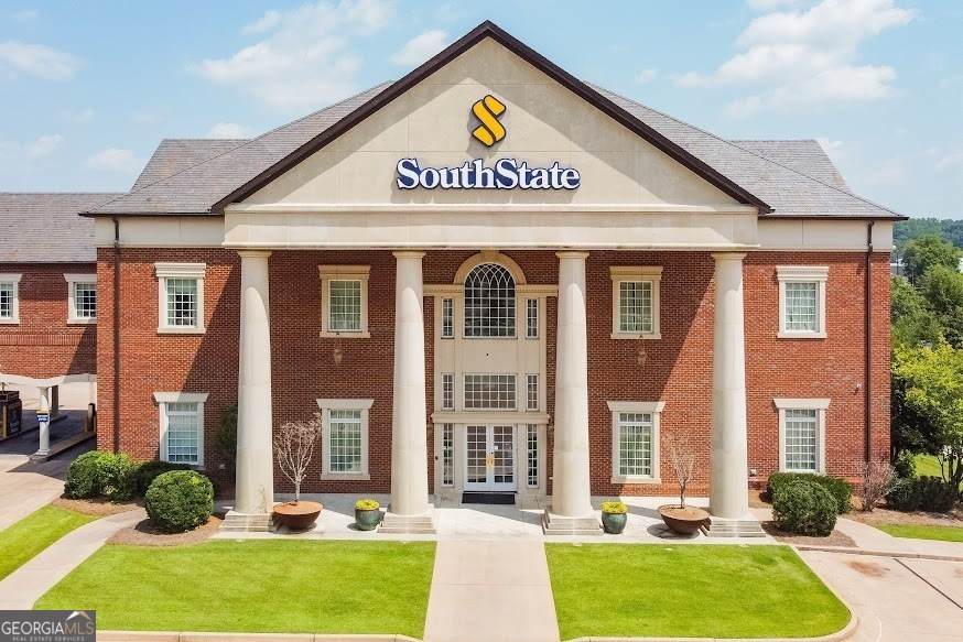 820 Dixie Street - Photo 1