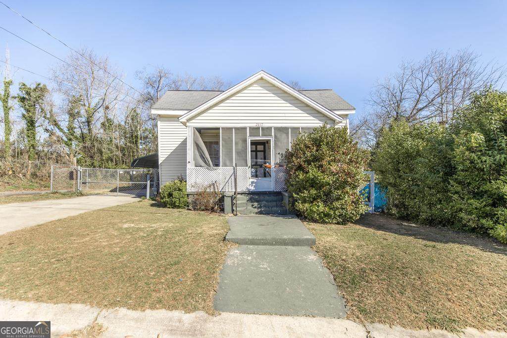 2137 Mutual Avenue - Photo 1