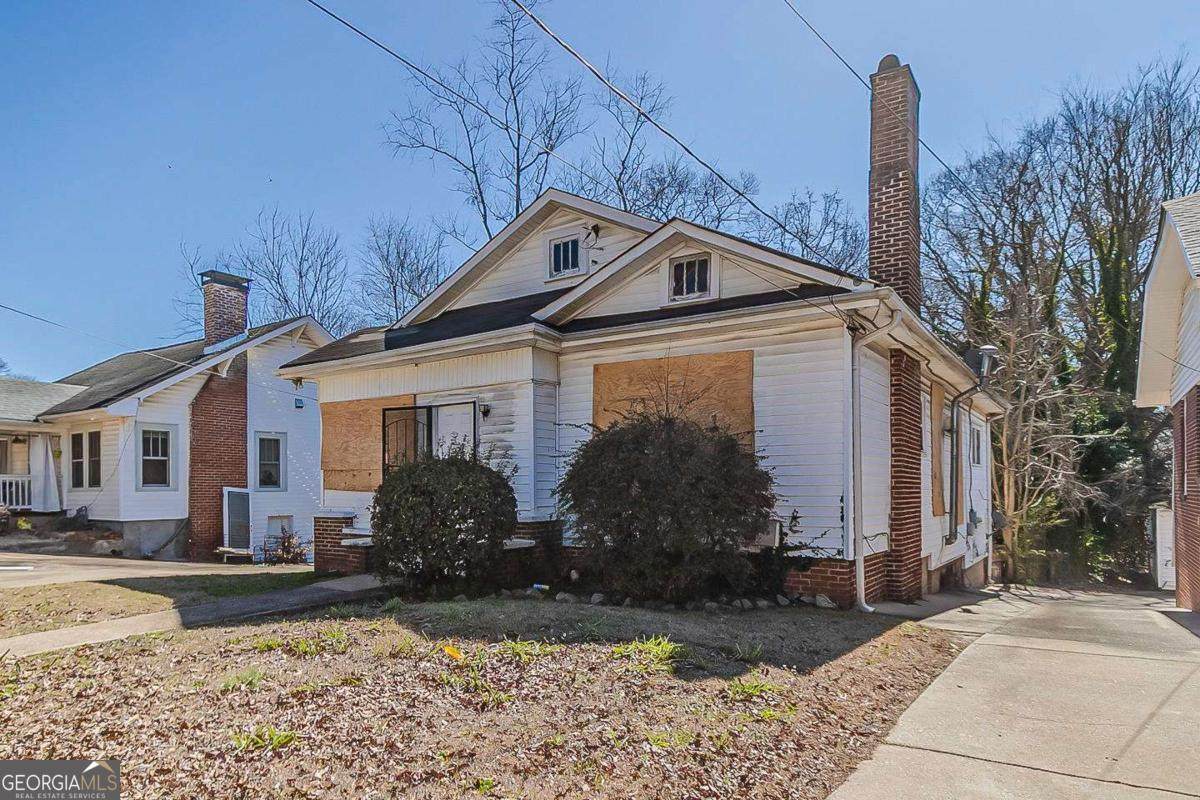 1046 Katherwood Drive - Photo 1