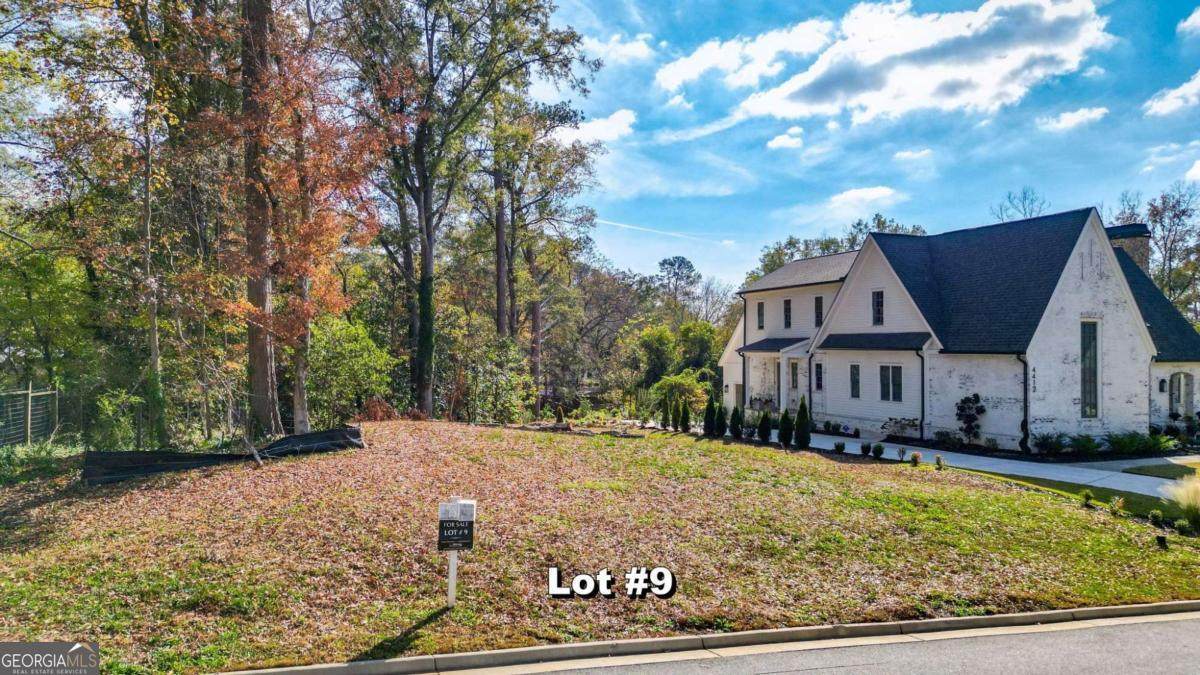 4416 Lakeview Court - Photo 1