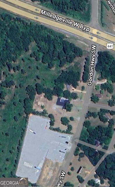 123 Gordon Highway - Photo 1