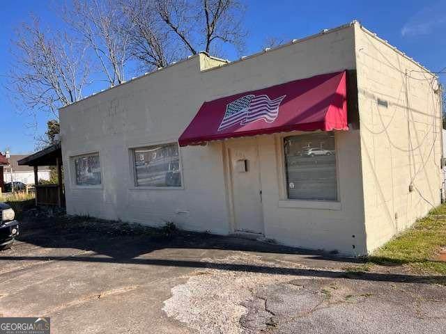 406 Solomon Street - Photo 1