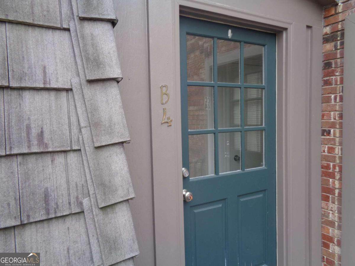 3091 Colonial Way - Photo 1