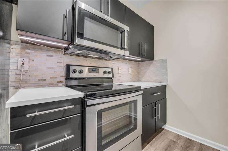 2700 Pine Tree Road - Photo 1