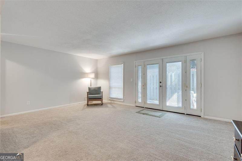 6851 Roswell Road - Photo 1