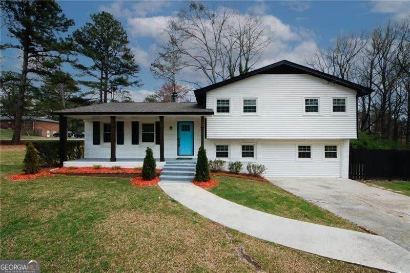 1616 Kellogg Circle - Photo 1