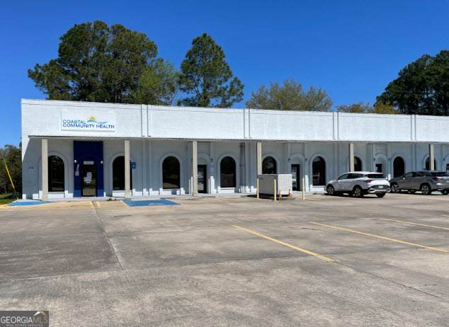 106 Shoppers Way - Photo 1