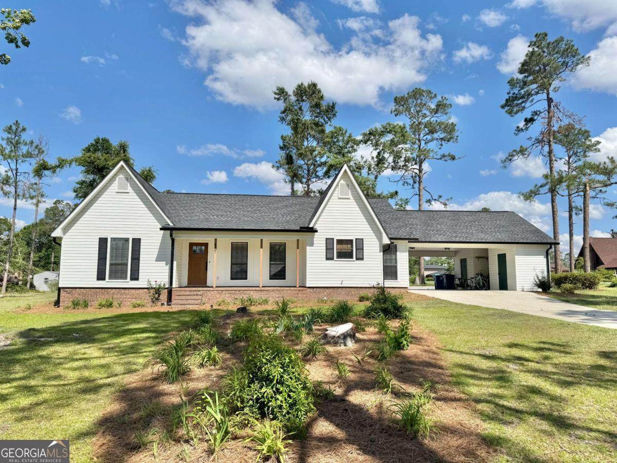 801 Grossman Drive - Photo 1