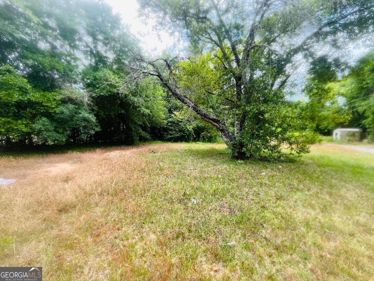 1714 Lincoln Avenue - Photo 1