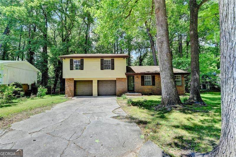 6419 Danbury Lane - Photo 1