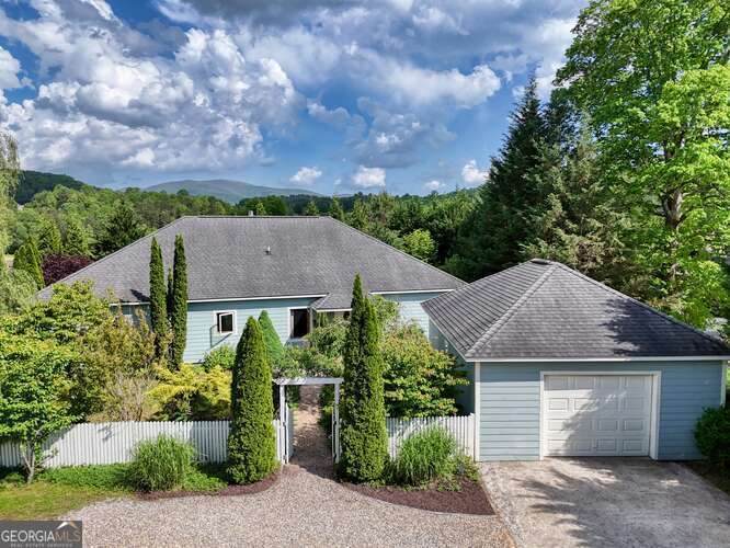 275 Everetts View - Photo 1