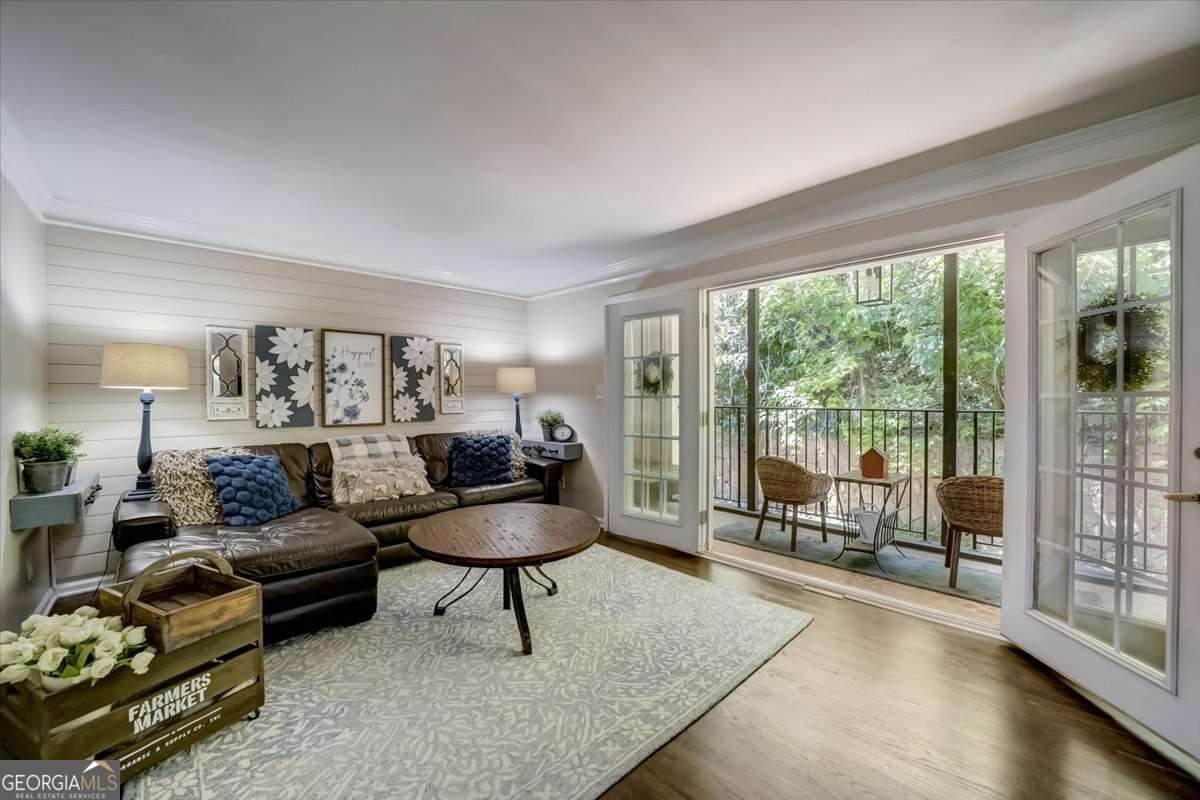 311 Peachtree Hills Avenue - Photo 1