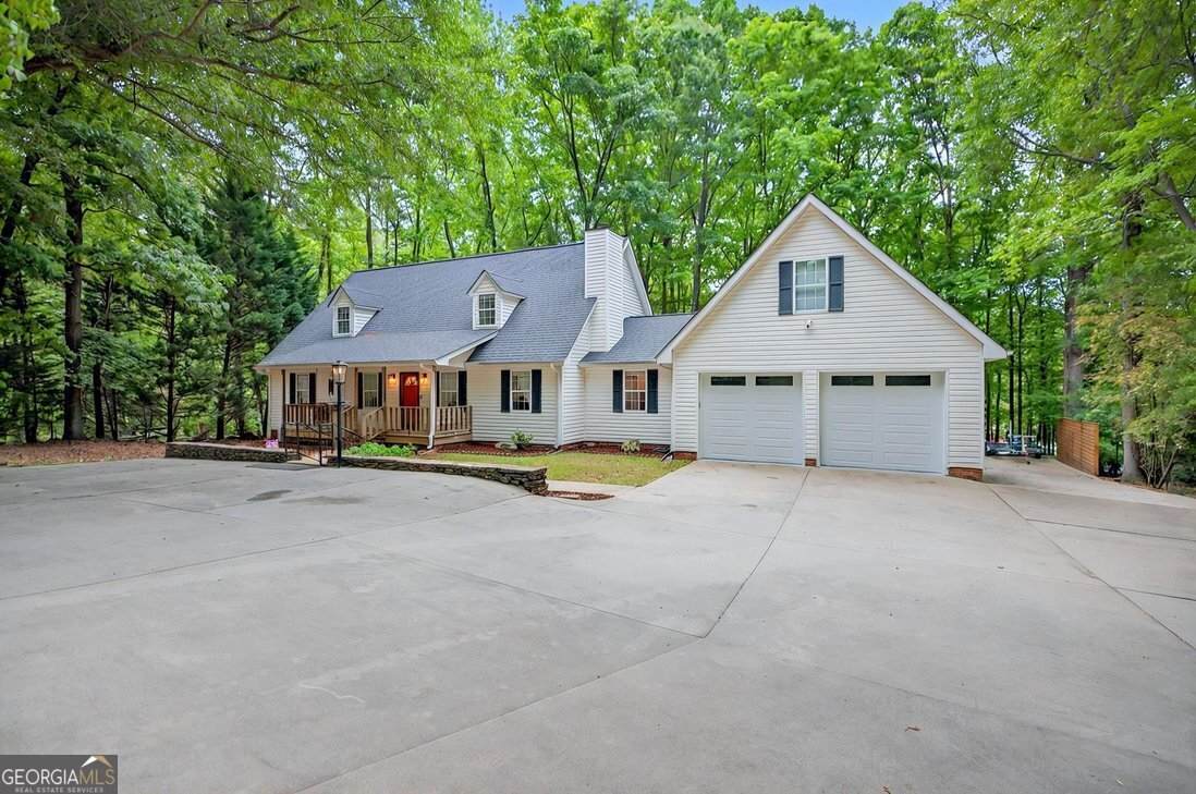 1418 Hunters Trail - Photo 1