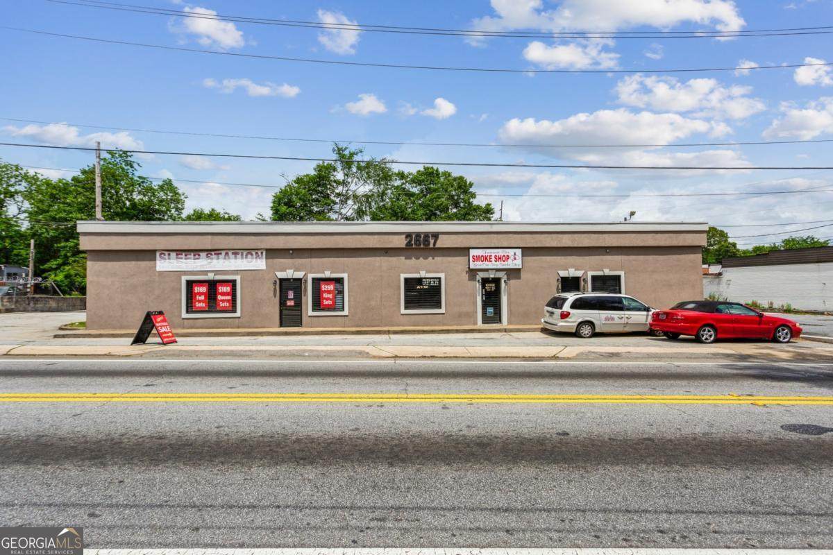 2667 Donald Lee Hollowell Parkway - Photo 1