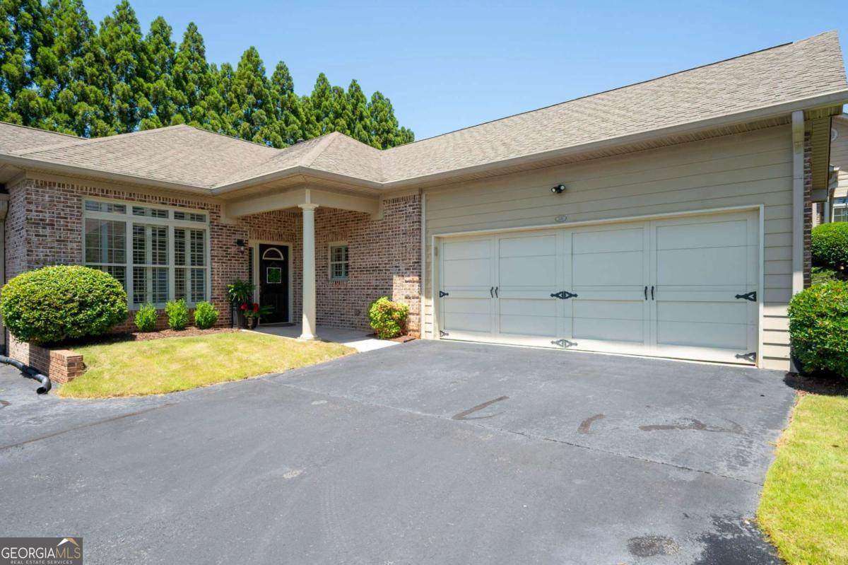 530 Mount Park Drive - Photo 1