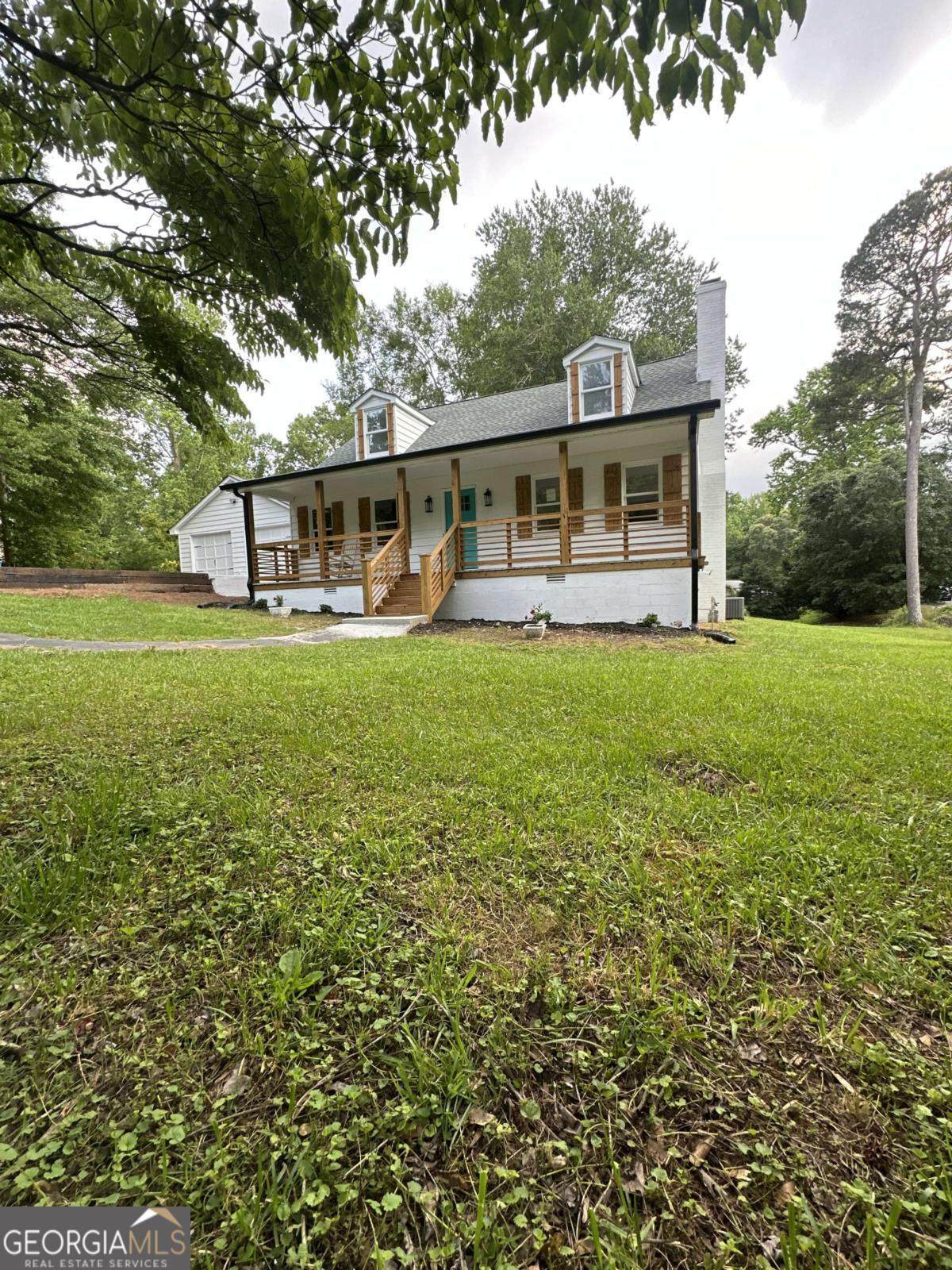 306 Northview Drive - Photo 1