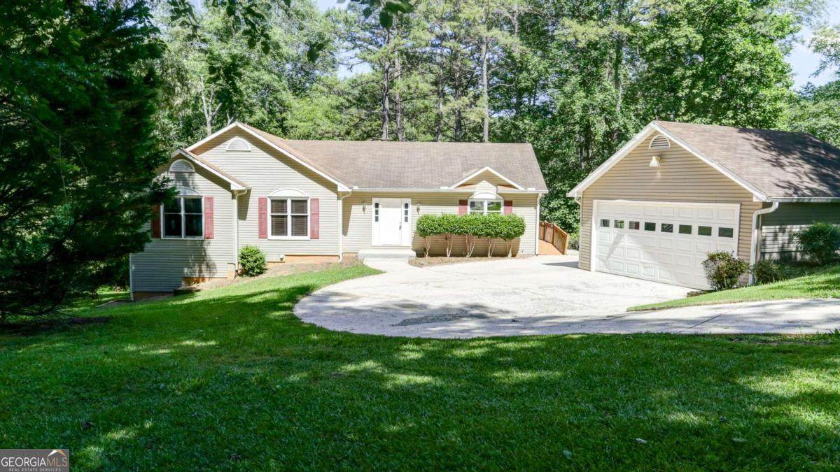 121 Lake Drive - Photo 1