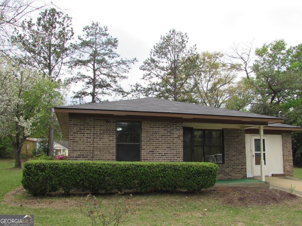 1827 Tarver Drive - Photo 1