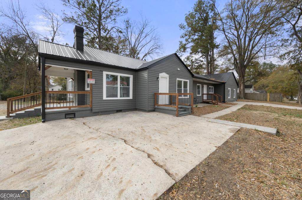 621 B Golden Street - Photo 1