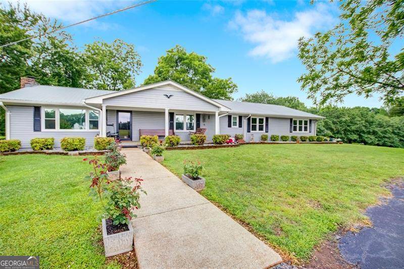 190 Roberts Way - Photo 1