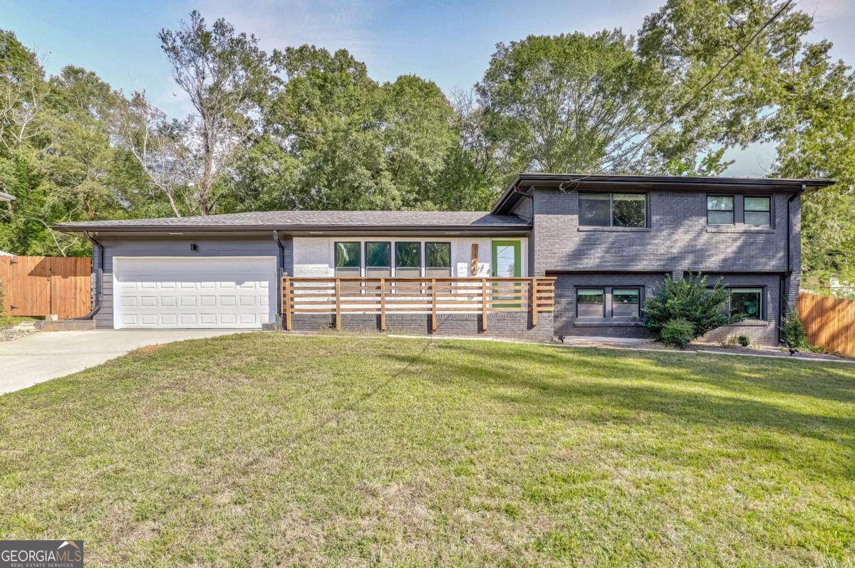 2344 Belmont Drive - Photo 1