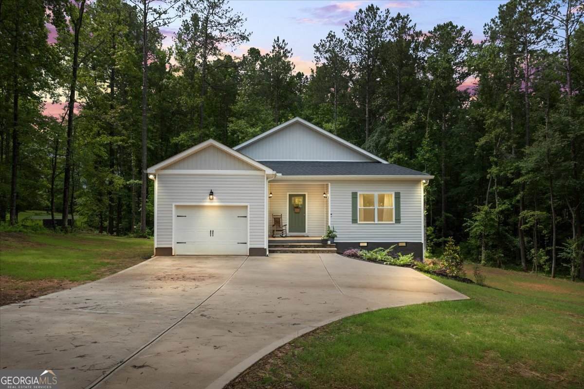 68 Creekwood Drive - Photo 1