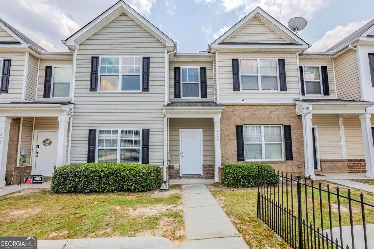 2255 Bigwood Trail - Photo 1