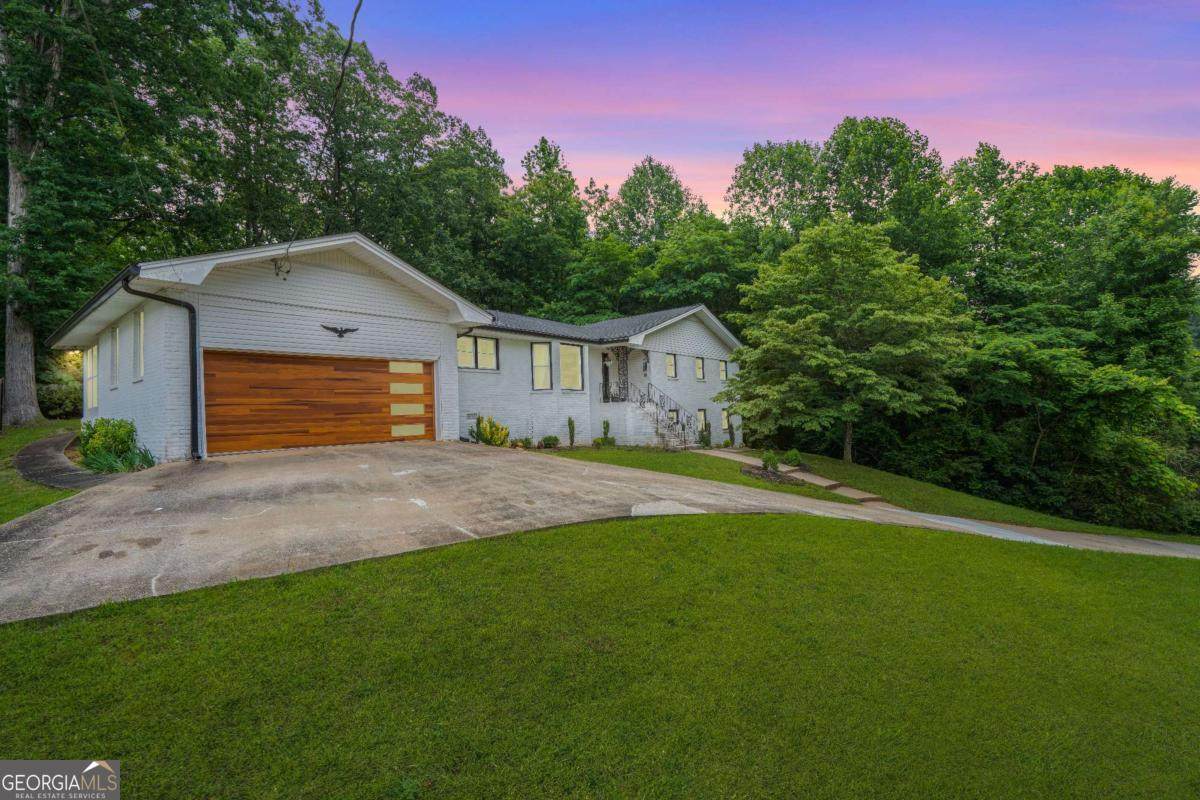4025 Cheoah Drive - Photo 1