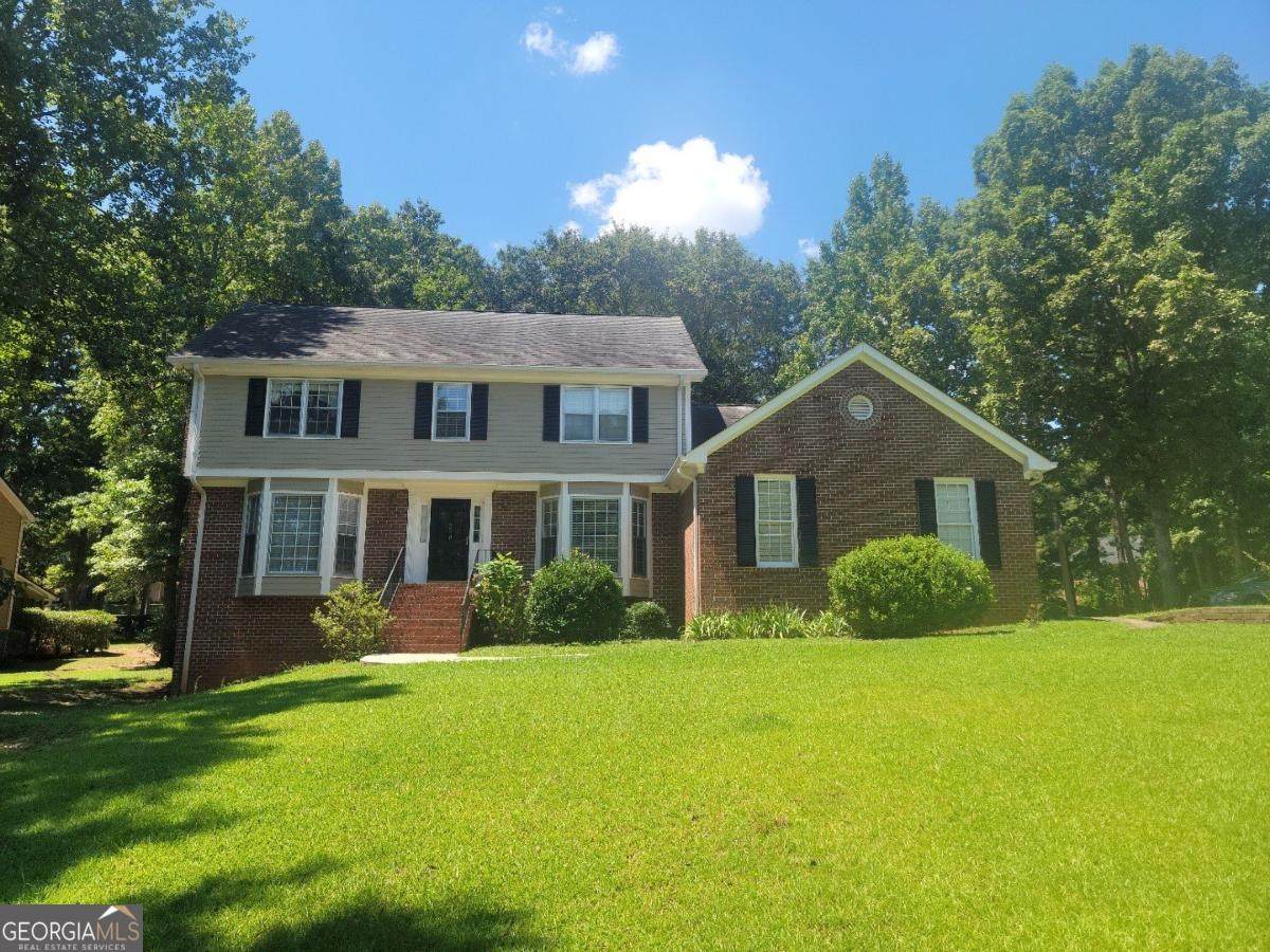 240 Huntington Road - Photo 1