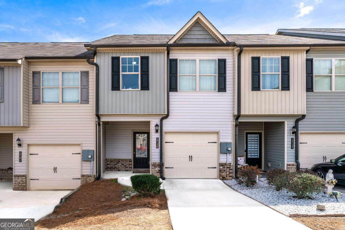 1736 Snapping Court - Photo 1