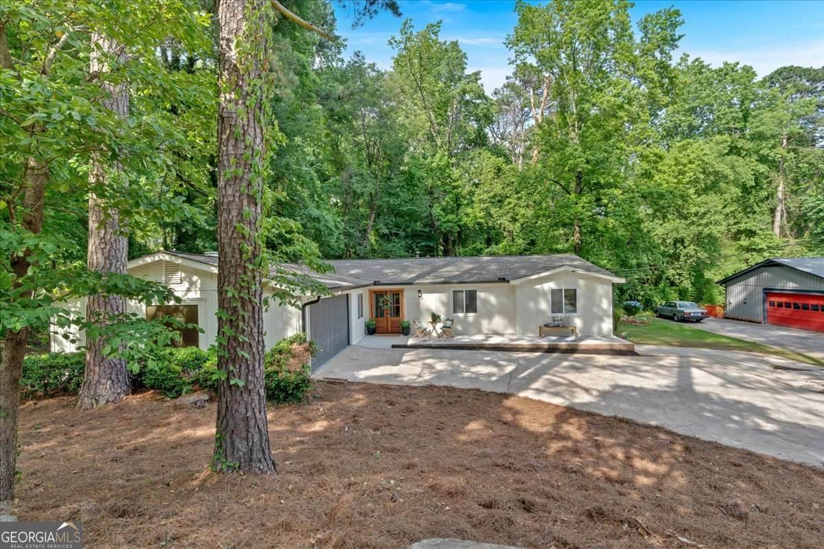 4492 Riverwood Circle - Photo 1