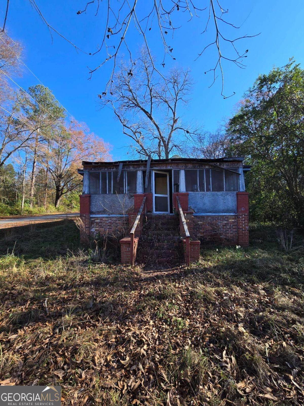 1045 Wilkinson Street - Photo 1