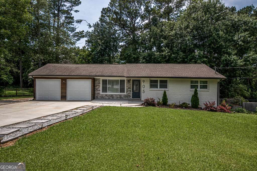 905 Hickory Ridge Road - Photo 1