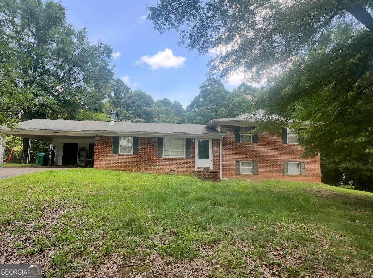170 Huntington Court - Photo 1