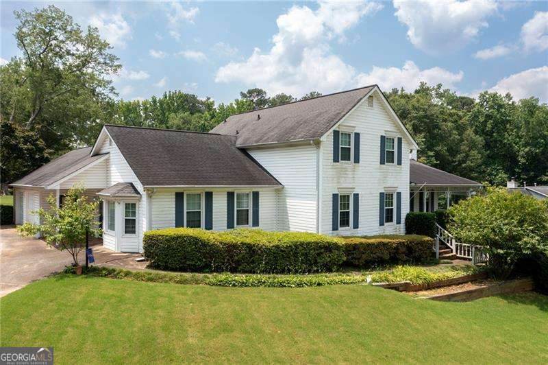 2692 Wellington Drive - Photo 1