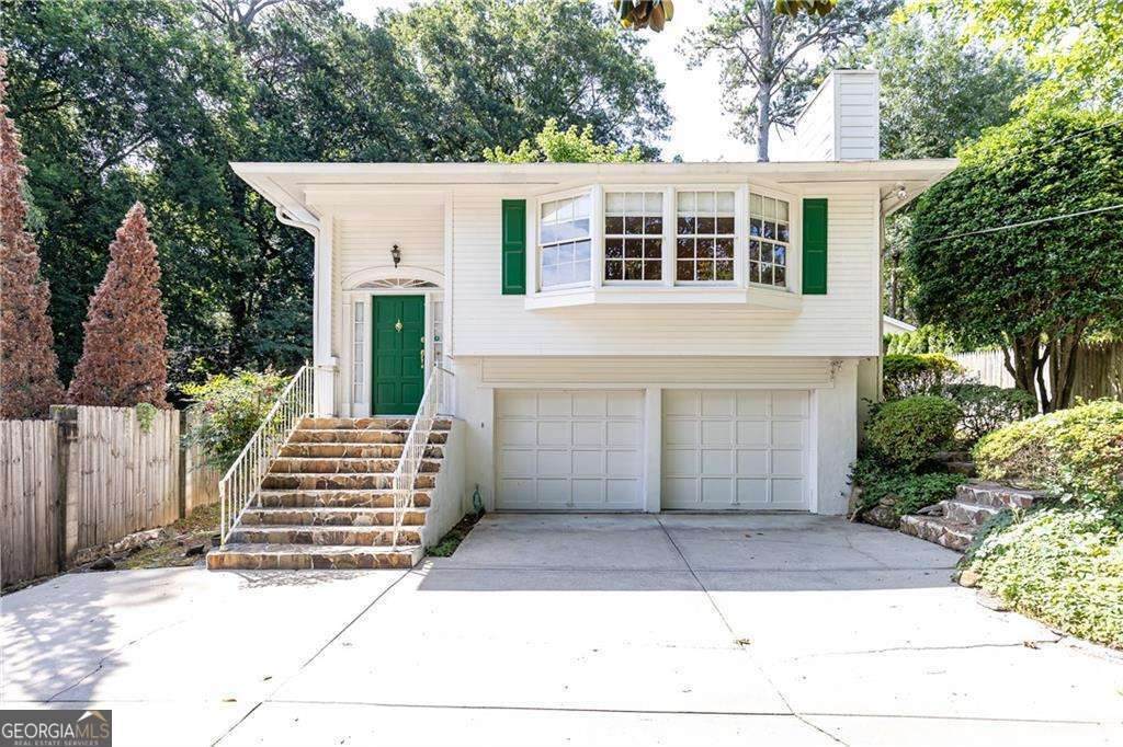 746 Gladstone Road - Photo 1