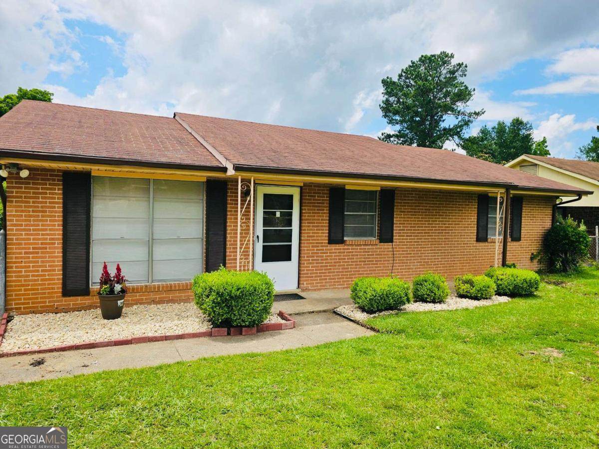 3027 Lansing Avenue - Photo 1