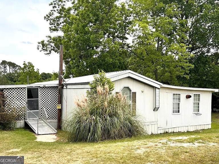 1004 Gordon Avenue - Photo 1