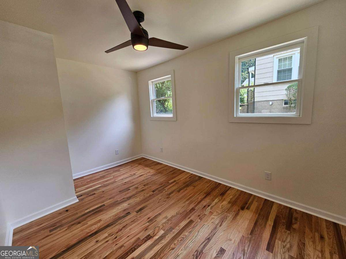 1497 Elizabeth Lane - Photo 1