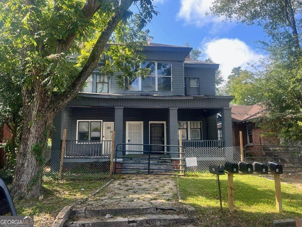 514 12th - Photo 1