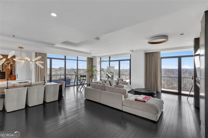 2233 Peachtree Road - Photo 1