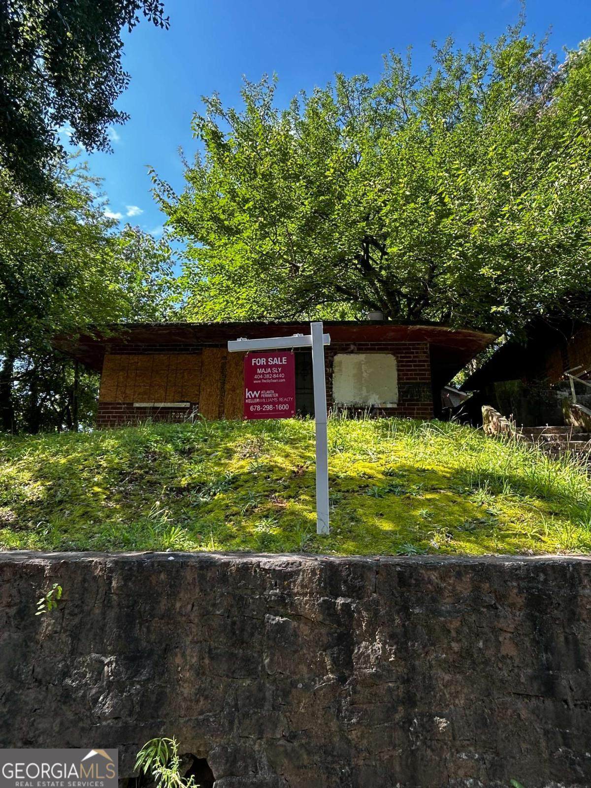 732 Neal Street - Photo 1